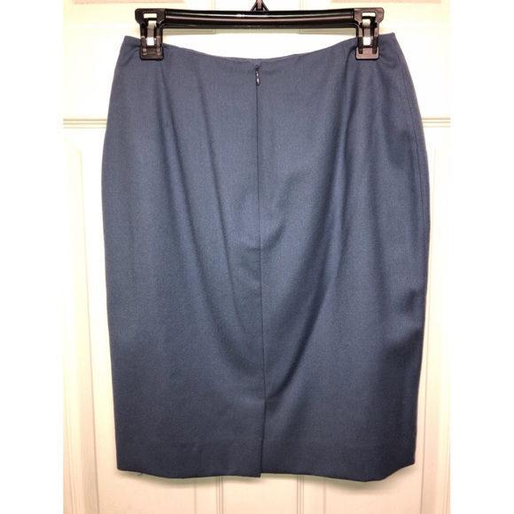 Anne Klein New Skirt Suit - Picture 7 of 8